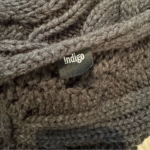 Indigo Chunky Knit Loop Scarf - Picture 3 of 4